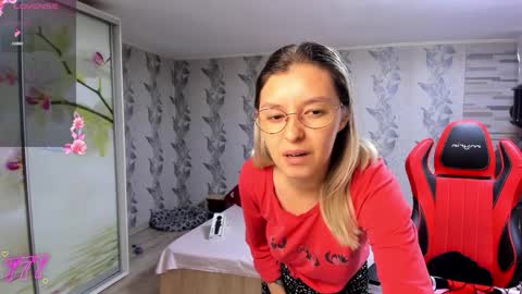 Snapshot of danamily chatting on March 2026 09:31:02 AM Denisa personalized vinyl photo wallpaper 95-cm length 239-cm height with danamilys autograph or photo on request personaliz online show from March 2026 09:31:02 AM