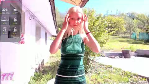 Snapshot of danamily chatting on April 2026 08:01:02 AM Denisa personalized vinyl photo wallpaper 95-cm length 239-cm height with danamilys autograph or photo on request personaliz online show from April 2026 08:01:02 AM