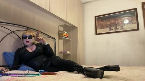 danastone_livingdoll online show from December 2024 03:36:02 PM