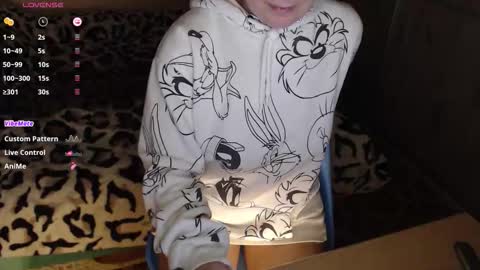 danbie_leen online show from November 2025 01:21:02 PM