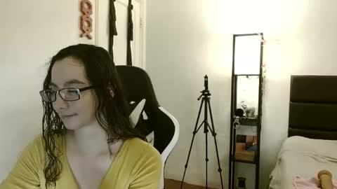 Snapshot of dandykitty chatting on March 2025 03:08:01 AM Lea lei-a online show from March 2025 03:08:01 AM