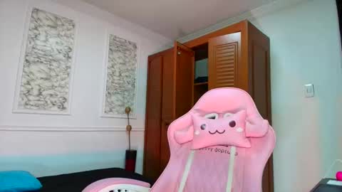 Danella Houston online show from January 2026 10:45:01 PM