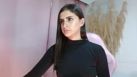 Danella Houston online show from May 2026 08:03:02 PM