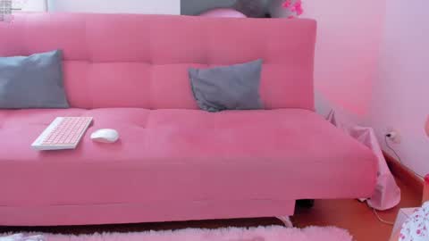 Danesa online show from May 2026 06:57:02 PM