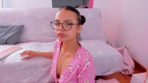 Danesa online show from May 2026 05:21:02 PM