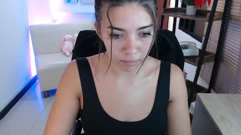 Veronica online show from April 2026 12:07:02 PM