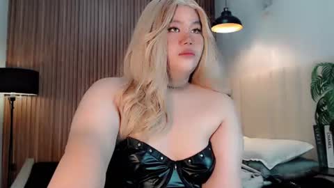 Snapshot of dangerous_womanxx chatting on September 2025 02:22:02 AM Ms. K online show from September 2025 02:22:02 AM
