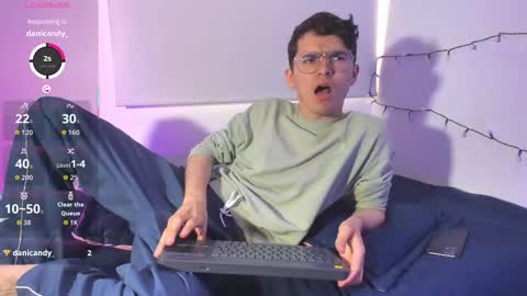 Snapshot of dani_angel_dark chatting on December 2025 09:30:01 PM dani_angel_dark online show from December 2025 09:30:01 PM