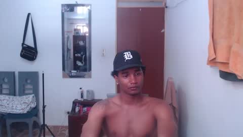 Snapshot of dani_browx chatting on December 2025 06:34:01 PM dani_browx online show from December 2025 06:34:01 PM