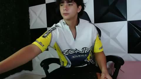 Snapshot of dani_cumboy chatting on December 2024 05:07:02 AM dani_cumboy online show from December 2024 05:07:02 AM