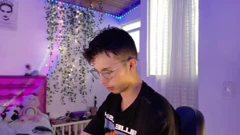 Dani Dancer online show from April 2026 08:37:01 PM