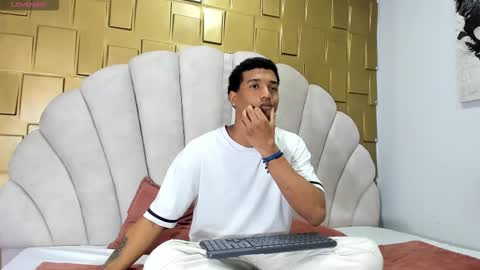 Daniel  online show from October 2025 03:07:02 AM