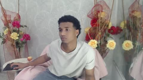 Daniel  online show from November 2025 07:36:02 PM