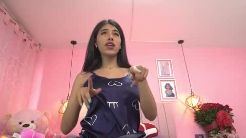 Snapshot of dani_parkerr chatting on February 2025 04:25:02 PM online show from February 2025 04:25:02 PM