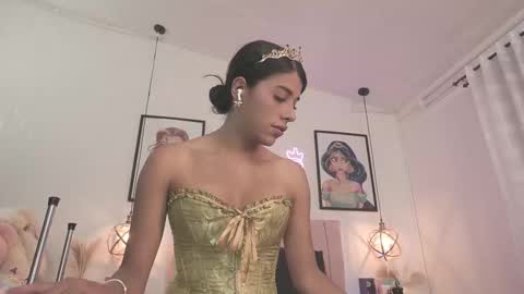 Snapshot of dani_parkerr chatting on November 2025 05:34:01 PM online show from November 2025 05:34:01 PM