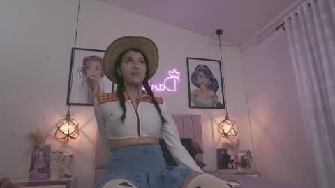   online show from June 2026 07:01:02 PM