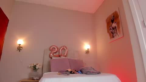 Hi I am Dani online show from February 2025 05:50:02 PM