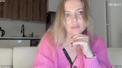 daniangel_web online show from April 2026 06:13:02 PM