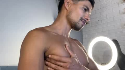 Snapshot of daniel0910s chatting on December 2024 04:33:02 AM Daniel online show from December 2024 04:33:02 AM
