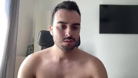 daniel_3827 online show from June 2026 09:44:02 AM