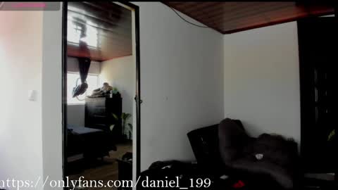 Snapshot of daniel_vianchi chatting on February 2025 03:52:01 PM Dani online show from February 2025 03:52:01 PM