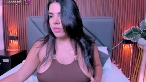 Snapshot of daniela_crozee_ chatting on September 2025 02:25:01 AM D A N I online show from September 2025 02:25:01 AM