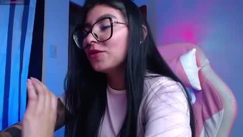 Snapshot of daniela_cute22 chatting on May 2026 01:57:16 AM DANIELA online show from May 2026 01:57:16 AM