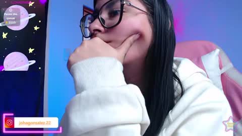 Snapshot of daniela_cute22 chatting on June 2026 04:18:01 PM DANIELA online show from June 2026 04:18:01 PM