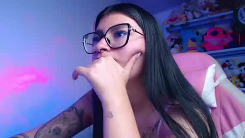 Snapshot of daniela_cute22 chatting on July 2026 03:33:02 AM DANIELA online show from July 2026 03:33:02 AM