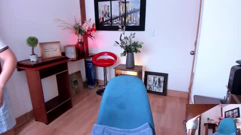 Snapshot of daniela_martinnez chatting on December 2025 07:31:01 PM Daniela online show from December 2025 07:31:01 PM