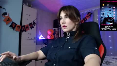 Snapshot of danielacooperx chatting on November 2025 04:53:01 PM Daniela Cooper online show from November 2025 04:53:01 PM