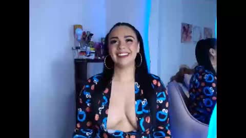 Snapshot of danielacortes03 chatting on October 2025 06:41:01 PM I think I will close this page please leave me a message if you want to know about me online show from October 2025 06:41:01 PM
