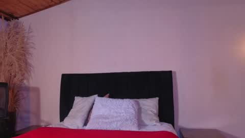 danielamonroe online show from June 2026 09:57:02 PM