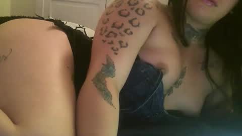 Snapshot of danielatrans662135 chatting on October 2025 02:12:01 AM DANIELA online show from October 2025 02:12:01 AM