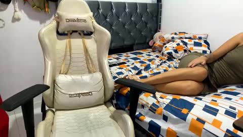 danielaw777 online show from November 2025 03:40:02 AM