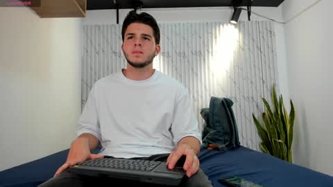 Snapshot of danielclarton chatting on December 2024 10:34:02 AM DANIEL online show from December 2024 10:34:02 AM