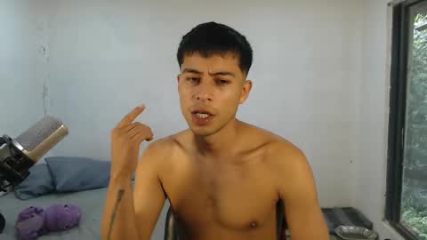 Snapshot of danielitopapii chatting on November 2025 01:55:02 PM danielitopapii online show from November 2025 01:55:02 PM