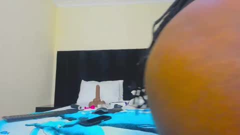 danielle_rock online show from November 2025 08:32:01 PM