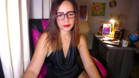 Angie online show from May 2026 02:45:02 PM