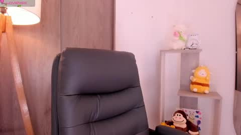 Danielle Rose online show from October 2025 09:46:01 PM