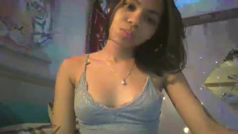 Snapshot of danielleryan chatting on February 2025 01:14:02 AM danielee online show from February 2025 01:14:02 AM