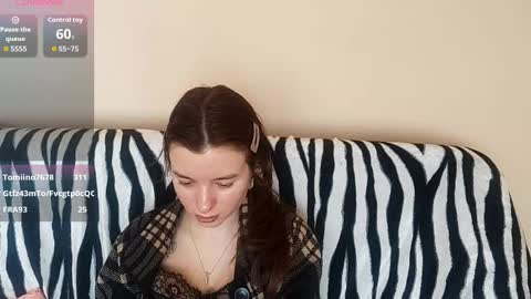 Snapshot of daniellevaulet chatting on February 2026 07:12:01 AM Mia online show from February 2026 07:12:01 AM