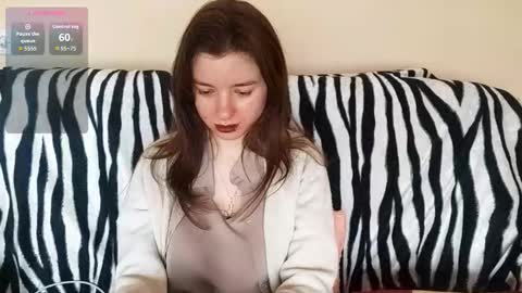 Snapshot of daniellevaulet chatting on February 2026 07:05:01 AM Mia online show from February 2026 07:05:01 AM