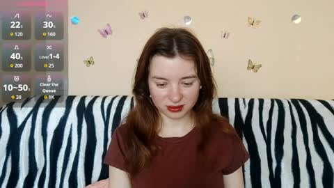 Mia online show from April 2026 01:09:02 PM