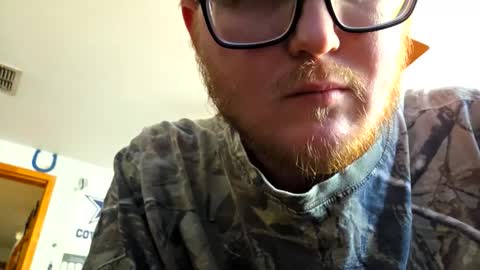 Daniel    y. online show from November 2025 08:19:01 PM