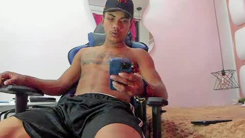 Snapshot of daniels6959 chatting on October 2025 09:10:02 PM JUAN online show from October 2025 09:10:02 PM