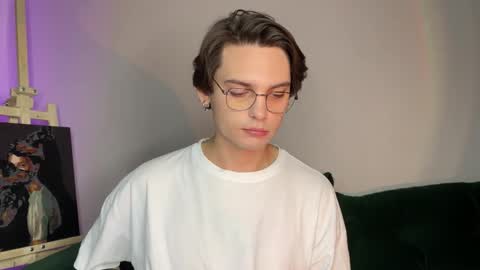 danieltuckerr online show from October 2025 02:23:02 PM