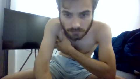 Snapshot of danievio21 chatting on June 2026 11:21:01 PM danievio21 online show from June 2026 11:21:01 PM