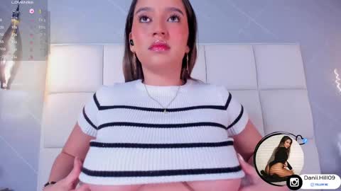 Danii  online show from September 2025 04:01:01 AM