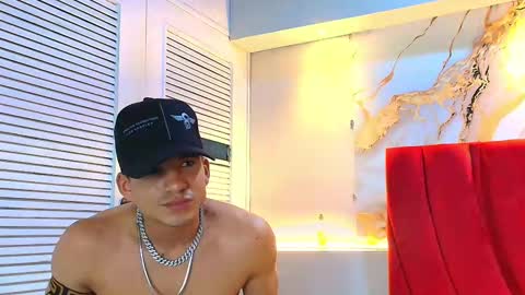 Snapshot of danii_scot chatting on October 2025 04:43:02 AM Dani online show from October 2025 04:43:02 AM